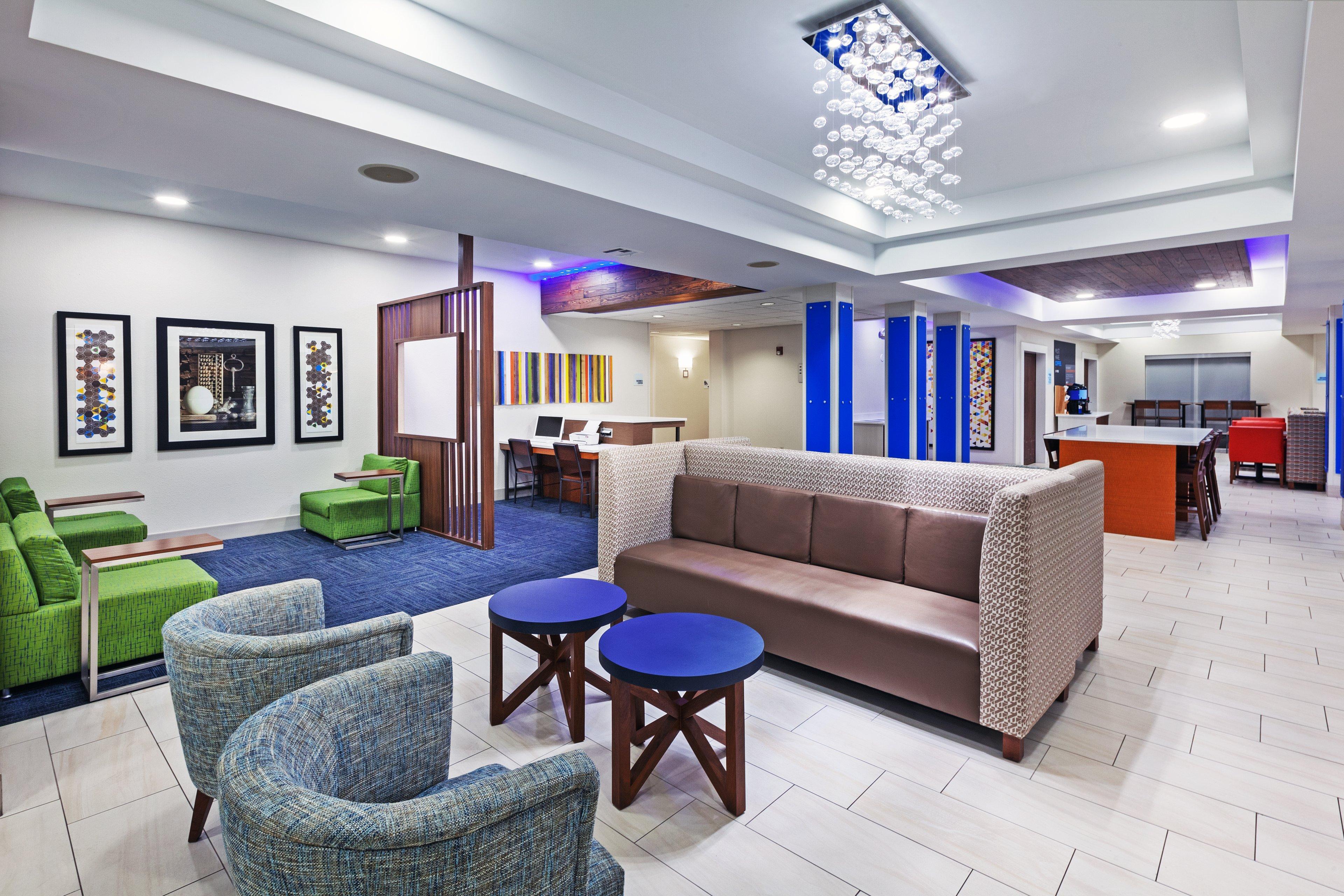 Holiday Inn Express New Orleans East By Ihg Bagian luar foto