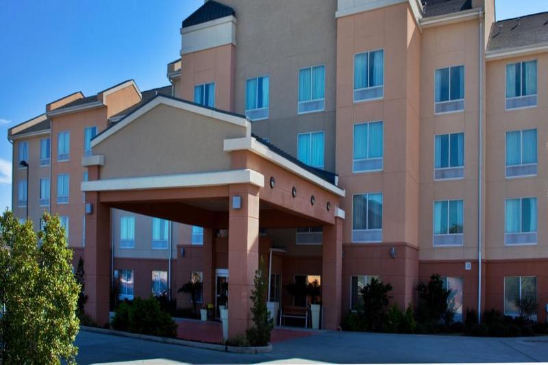 Holiday Inn Express New Orleans East By Ihg Bagian luar foto